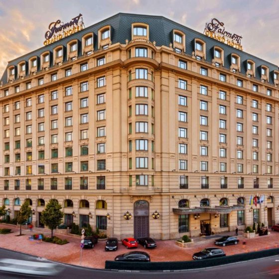 Ukraine Introduces Labeling of Hotels With Fully Vaccinated Staff