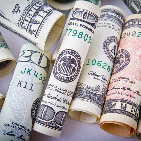 Annual investment of $15 billion in Ukraine