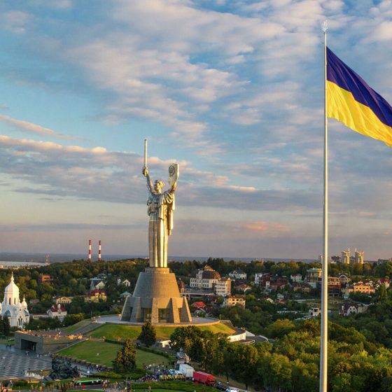 Overweight Eurobonds of Ukraine