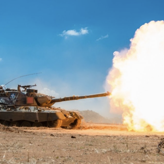 Germany to Hand Over Heavy Weapons to Ukraine