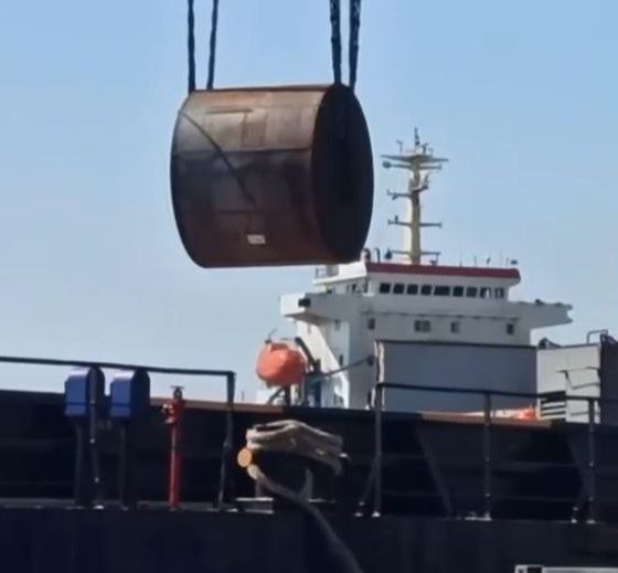 Russian Federation After Grain Steels Ukrainian Metal
