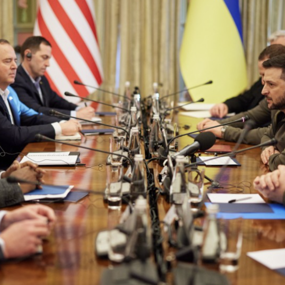 Speaker of the US House of Representatives Arrives in Kyiv