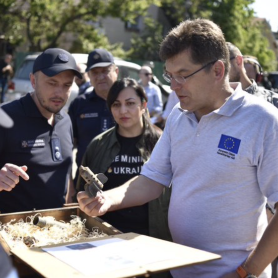 Slovenian Diplomat Shocked After Visit to Irpin