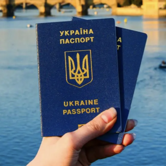 Ukrainians Will Get Passports Abroad