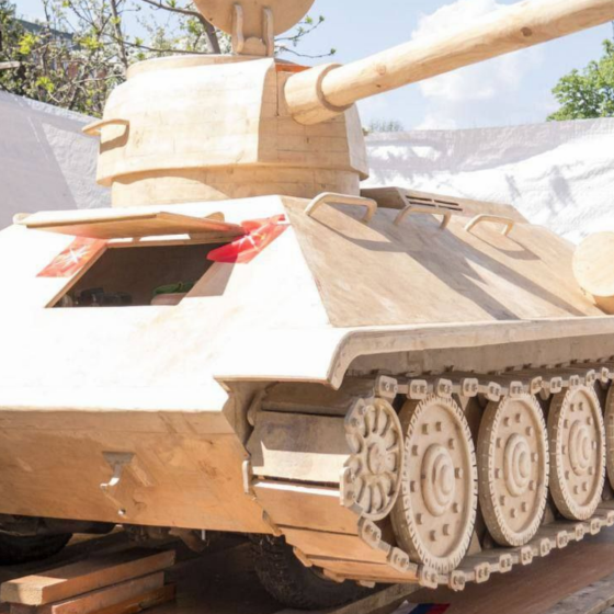 Belarus Is Going to Fight With Wooden Tanks
