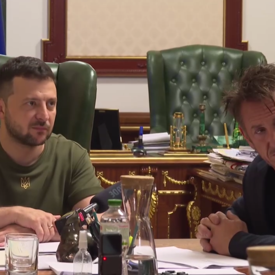 Sean Penn Makes Documentary About Ukraine