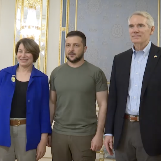 US Senators Arrive in Ukraine