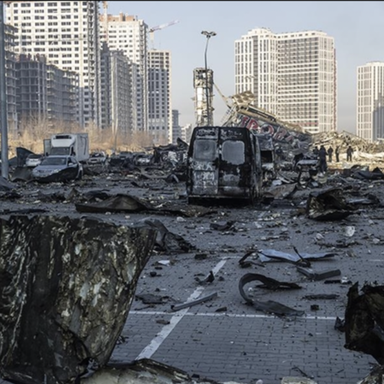 Ukraine Will Oblige Russia to Pay $300 Bln Reparations