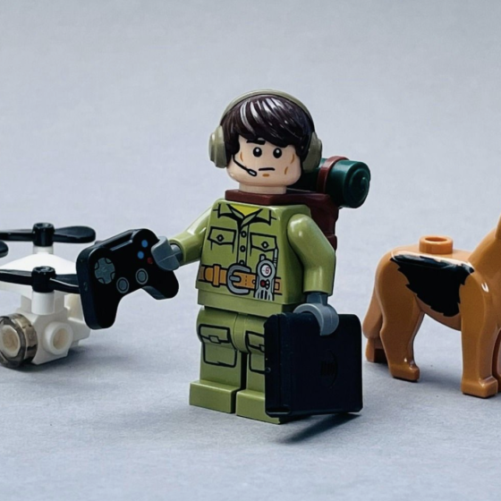 Ukrainian Aeroscout Figure Now in LEGO