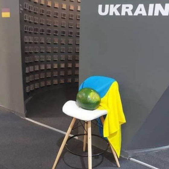 Russian “Rats” Steal Ukrainian Raccoons and Artworks 