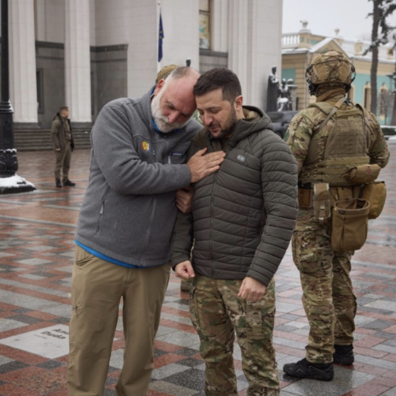 Kyiv Honored the Merits of the Founder of “World Central Kitchen” Before Ukraine