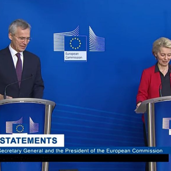 Stoltenberg Calls for Ukraine’s Support to be Strengthened 