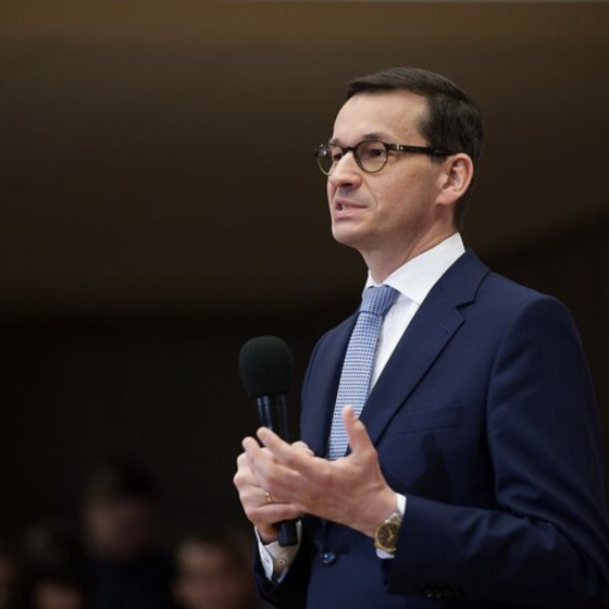 Poland Sends Tanks to Ukraine