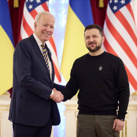 First Photo of the Presidents of the USA and Ukraine