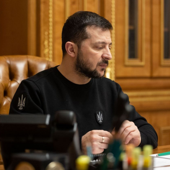 Zelenskyy and Macron Negotiations