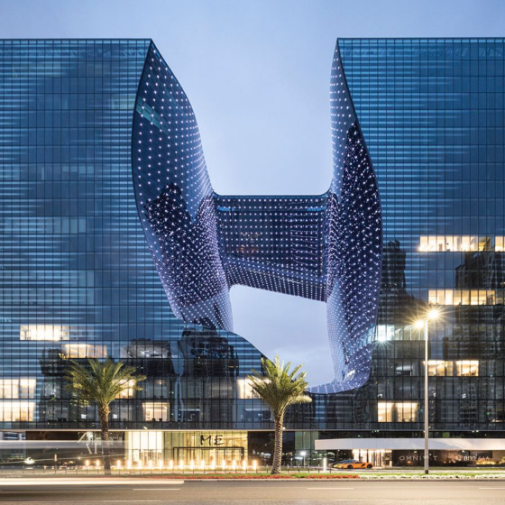 Ukrainians Opened a Restaurant in Zaha Hadid Architects