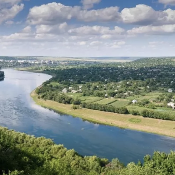 Bridge Building Between Ukraine and Moldova