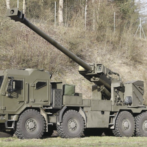Ukraine and Slovakia Joint Construction of 155mm Howitzers