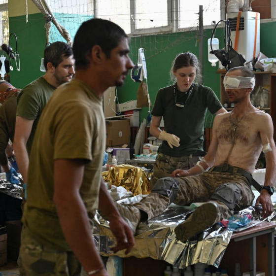Why Do Ukrainians Surrender to Ukrainians