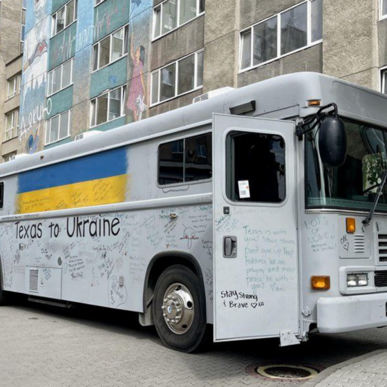 American Philanthropists Gifted Ukrainians With Mobile Laboratory 