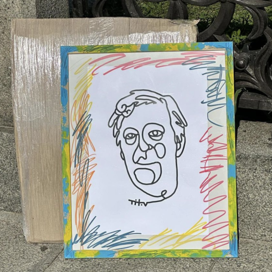 Stephen Fry Came to Ukraine