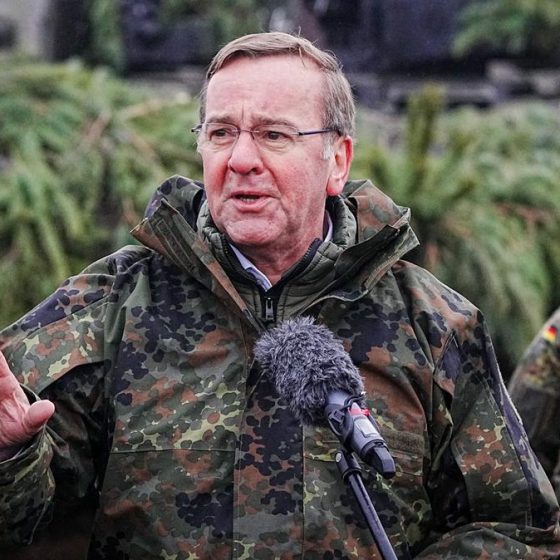 Germany’s Continued Support for Ukraine in 2024: Training 10,000 Soldiers, Providing Tanks, and Strengthening Air Defense Systems