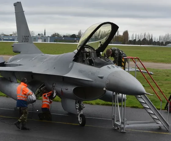 Ukrainian military personnel are currently undergoing training on F-16 fighter jets in several