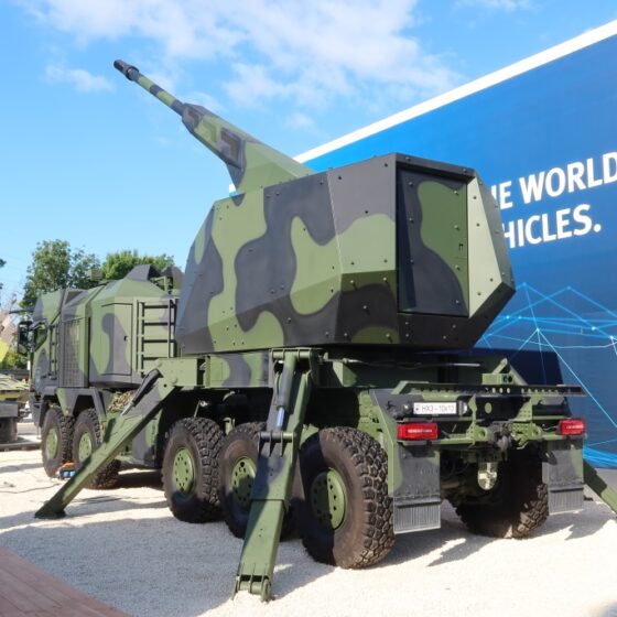 Rheinmetall to Provide Ukraine with Long-Range Artillery Shell Prototypes