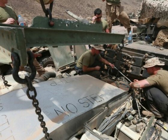 US Considering Sending Military Contractors to Ukraine for On-Site Equipment Repairs