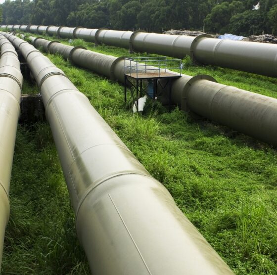 EU Sides with Ukraine on Russian Oil Transit Dispute – Financial Times
