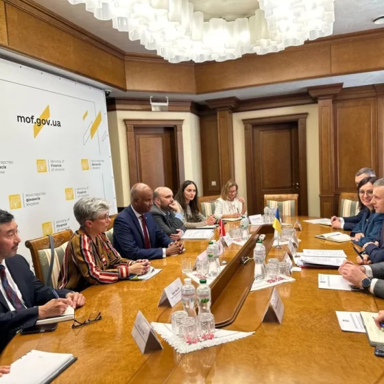 Ukraine and Canada Discuss $50 Billion Allocation from Russian Assets to Support Financial Stability