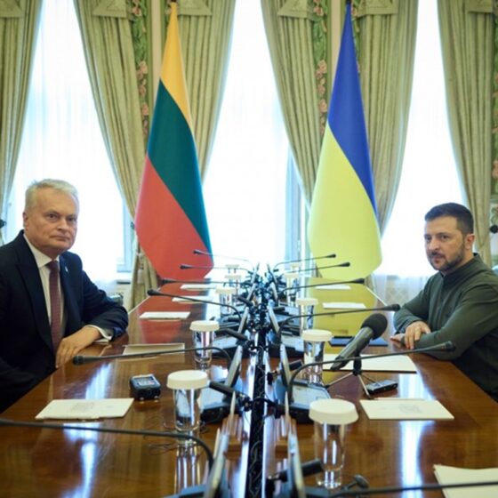 Lithuania to Boost Support for Ukraine in Weapon Production: Zelensky and Nausėda Meeting Results