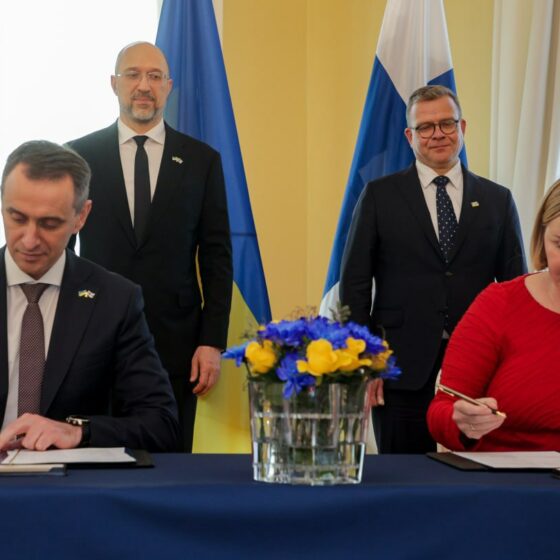 Ukraine and Finland Sign Agreement to Address War Consequences