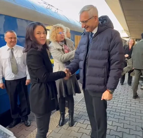 German Foreign Minister Annalena Baerbock Arrives in Kyiv to Reinforce Support for Ukraine