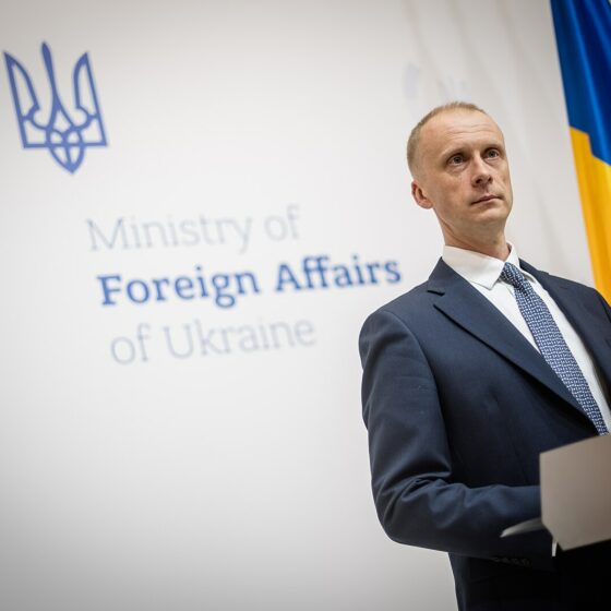 Consul General in Toronto Urges Canadian Investors to Invest in Ukraine Now